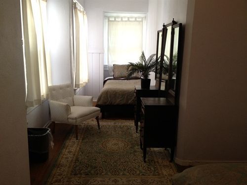 Orange Drive (adults Only) Hostel *